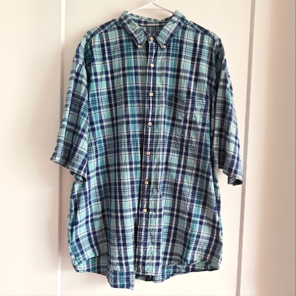 Eddie Bauer Blue Plaid Short Sleeve Button Down